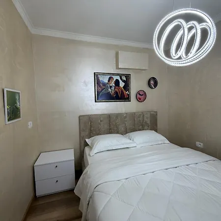 Daire Luxury 2 Near Square 21 Tiran